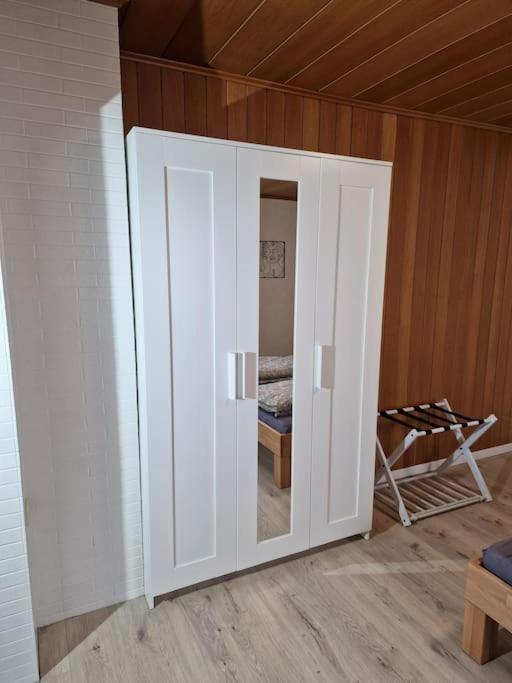 Grosszuegige Ferienwohnung 4+1 P. Buettelborn Экстерьер фото